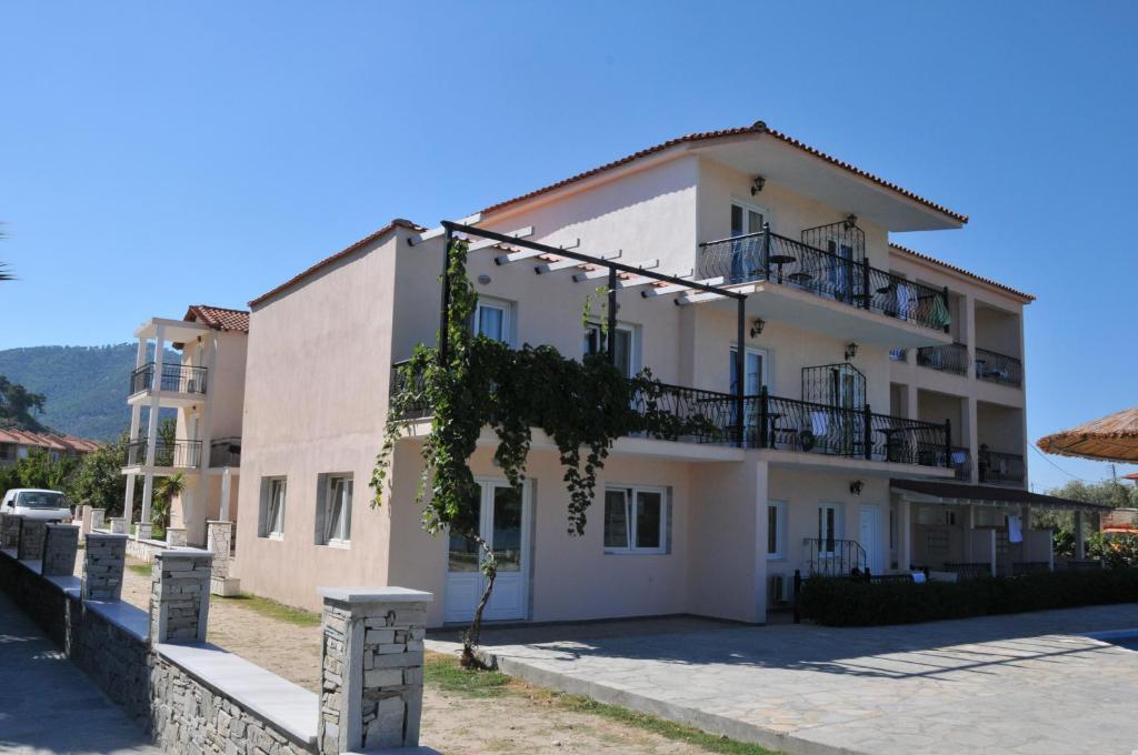 Sunrise Beach Skala Rachoni  Extérieur photo
