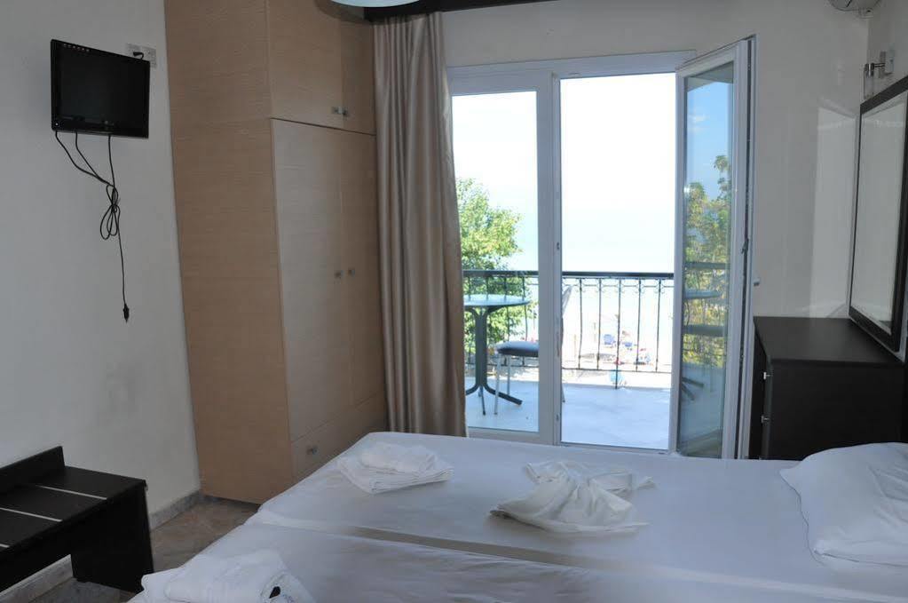 Sunrise Beach Skala Rachoni  Extérieur photo